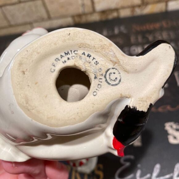 Vintage Kitsch Clown and Circus Dog Salt & Pepper Shakers - Picture 6 of 10